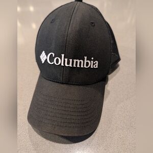 Columbia Black Baseball Cap